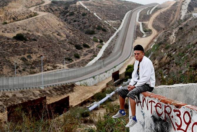 Трамп одобрил строительство еще одного участка стены на границе с Мексикой