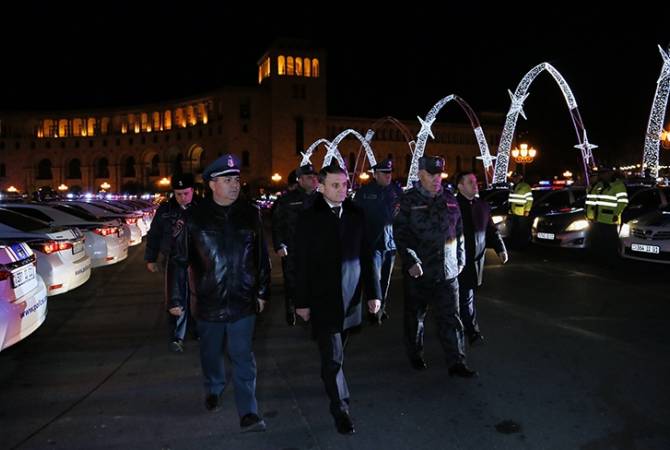 الشرطة العامة الأرمينية تنتقل لنظام الخدمة المعززة بالعطلات القادمة ورئيس الشرطة فاليري أوسيبان 
يزور أقسام متعددة للشرطة- بيان عام-
