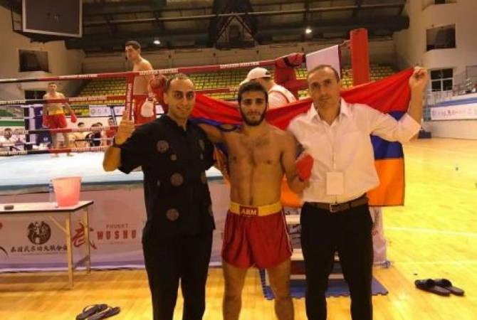 عضو منتخب أرمينيا هنريك أزاتيان يحرز بطولة العالم في الكونغفو -وينشتاين