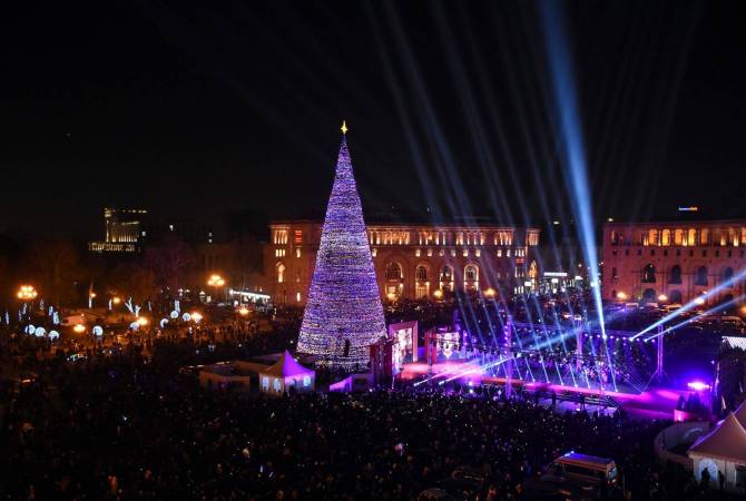 حفل الاحتفال بالعام الجديد في ساحة الجمهورية بيريفان يبدأ في الساعة 23:00 بتوقيت أرمينيا