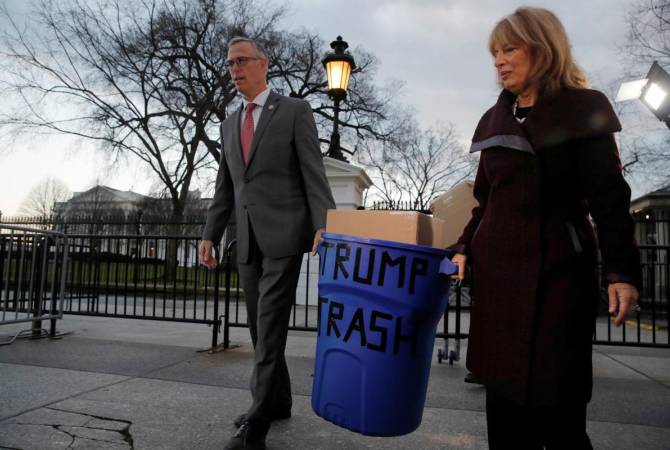 U.S. Democrats deliver garbage to White House in shutdown protest 