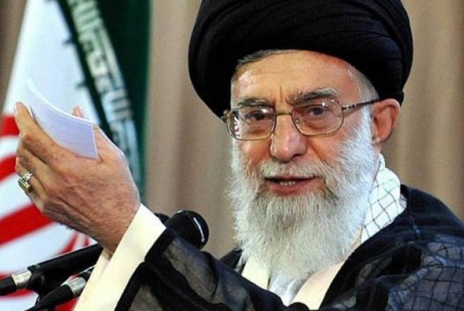Хаменеи назвал "первоклассными идиотами" некоторых представителей руководства США