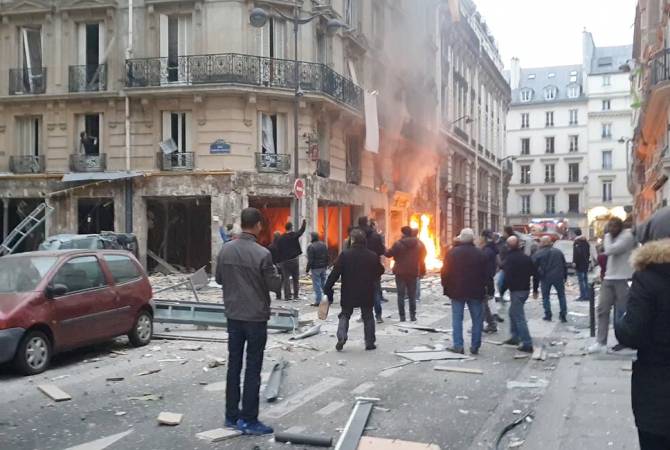 Four killed in Paris blast