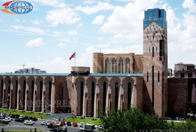 15-го января состоится внеочередное заседание Совета старейшин Еревана