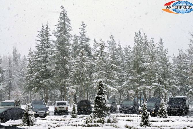 Ապարանի, Արթիկի և Հրազդանի ավտոճանապարհներին ձյուն է տեղում
