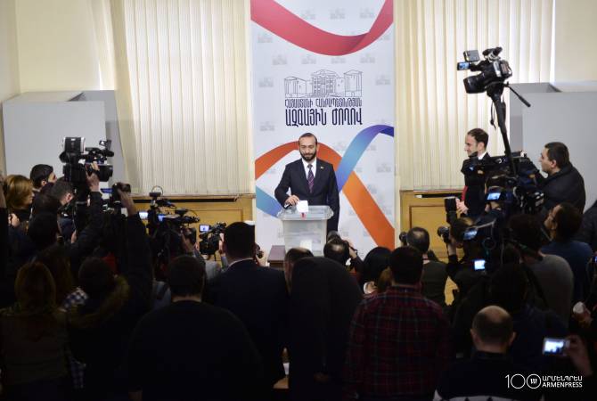 Voting on electing Vice Speakers of Parliament kicks off