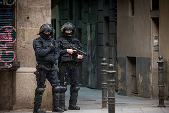 В Испании в ходе антитеррористической операции задержали 14 человек