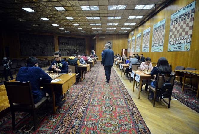 В женском первенстве  по шахматам лидирует Мария Геворгян