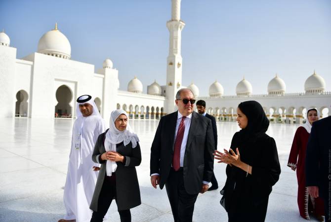 La visite du Président de la République aux Emirats arabes unis a pris fin 