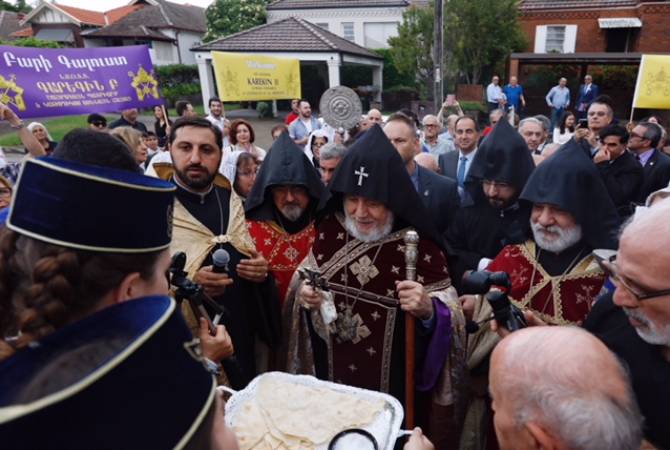 Католикос  Всех Армян  совершил пастырский  визит в  Австралию