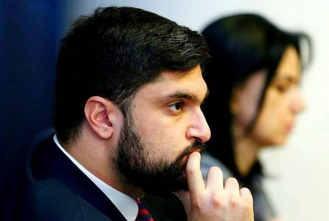 Аппарат вице-премьера Армении уверяет, что в повестке властей Армении вопрос изменения гимна или флага Армении не стоит