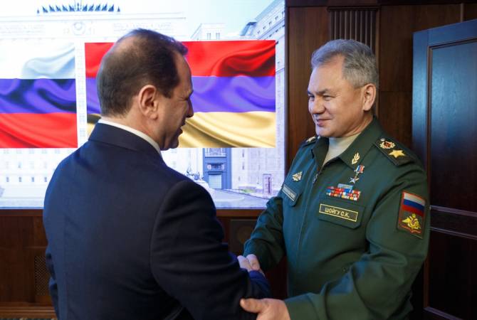 Russia's defense minister praises Armenia for providing humanitarian assistance to Syria
