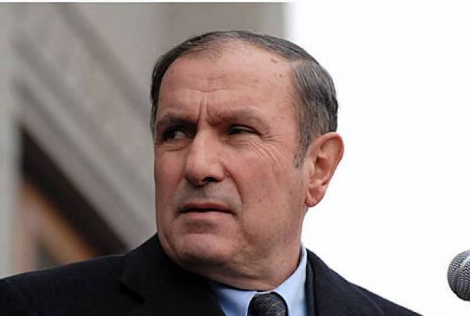 Ex-President Ter-Petrosyan refuses to have lawyer at questioning 