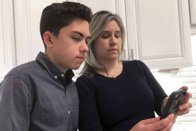 Apple récompense l’adolescent qui a découvert le bug de FaceTime
