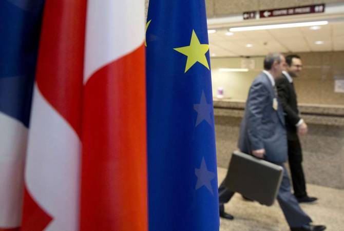 Welt: европейских дипломатов в Брюсселе предупредили о повышенной шпионской угрозе