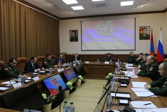 Давид Тоноян и Александр Дворников обсудили вопросы армяно-российского 
сотрудничества в  военной  сфере