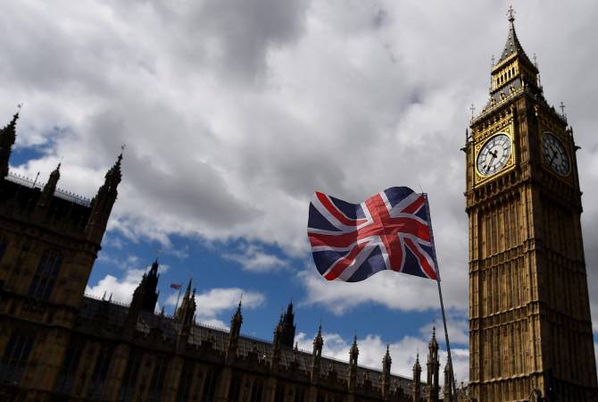 Times: Консервативная партия Великобритании победила бы в случае выборов в 
парламент