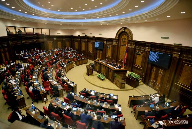 Troisième séance des délibérations de l’Assemblée nationale sur le programme gouvernemental 
en direct