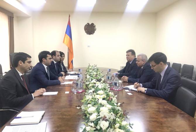 Armenian minister, Russian Ambassador discuss cooperation prospects in high technologies