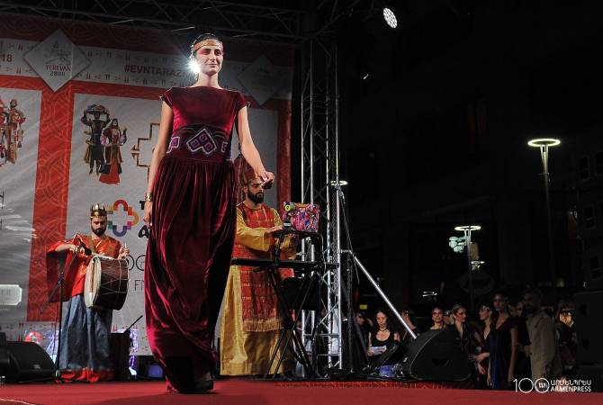 Հայկական ընկերությունը ավանդական զարդանախշերով զգեստների հավաքածուով 
մասնակցել է միջազգային նորաձևության ցուցահանդեսի