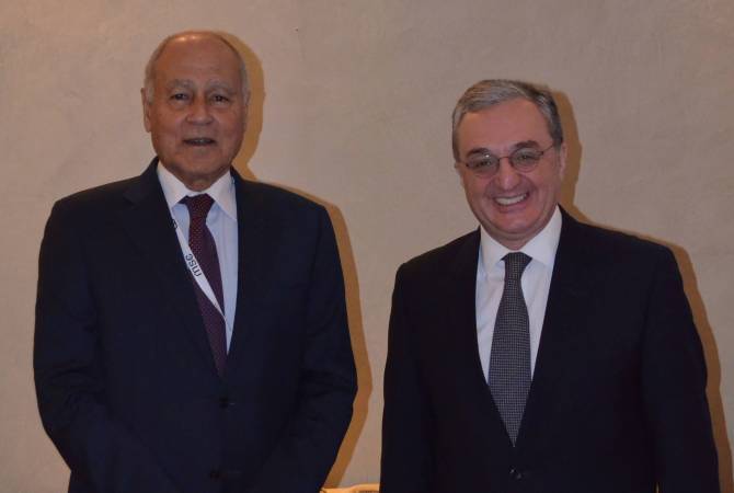La situation humanitaire en Syrie discutée par le ministre arménien des Affaires étrangères et le 
Secrétaire général de la ligue des pays arabes 
