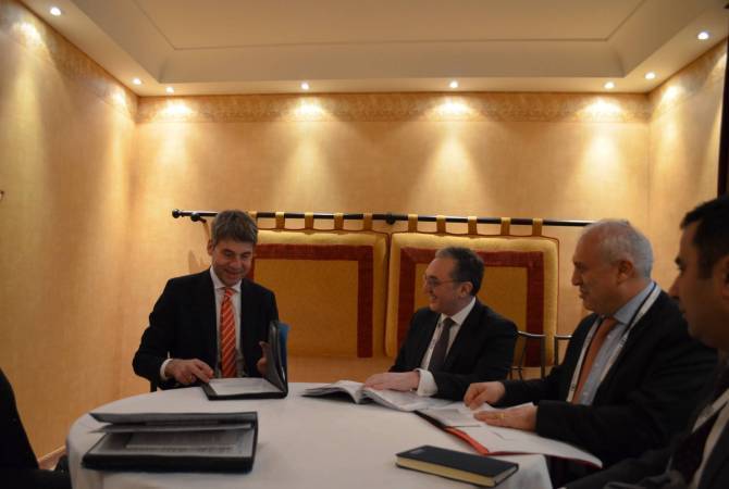 Rencontre entre le ministre arménien des Affaires étrangères et le Conseiller aux Affaires 
étrangères du chancelier fédéral  