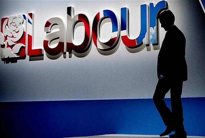 В Лейбористской партии в Великобритании произошел крупнейший раскол с 1981 года