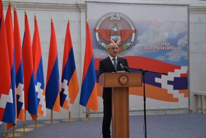 Le Président d’Artsakh a adressé un message de félicitations à l’occasion de la journée de 
Renaissance d’Artsakh  