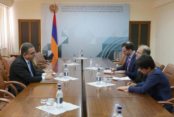 Armenian minister, U.S. Chargé d’Affaires a.i., discuss economic cooperation