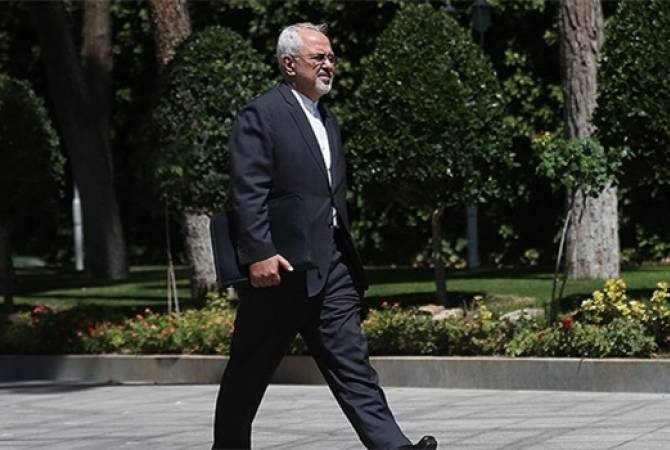 СМИ назвали причиной отставки главы МИД Ирана разногласия с администрацией 
президента
