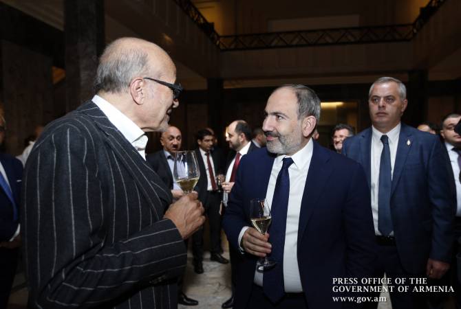Le Premier ministre a discuté des questions de relations économiques avec les entrepreneurs 
arméno-belges