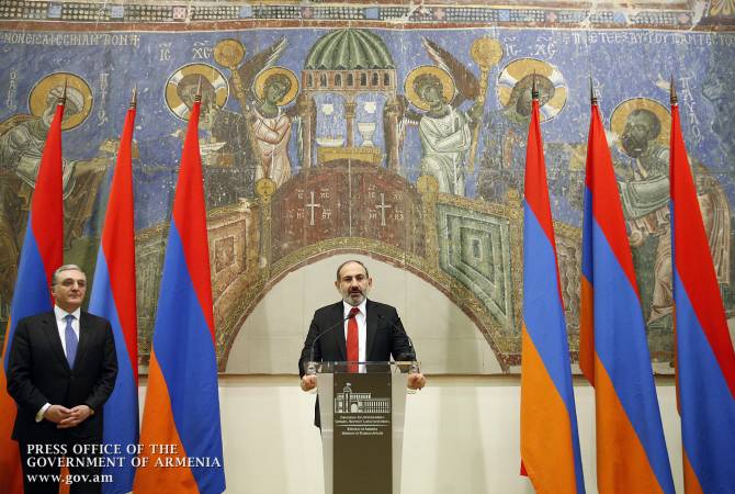 من المهم عرض جوهر نزاع ناغورنو كاراباغ بالساحة الدولية بمضمونها الصحيح- رئيس وزراء أرمينيا نيكول 
باشينيان في حفل يوم الدبلوماسي-
