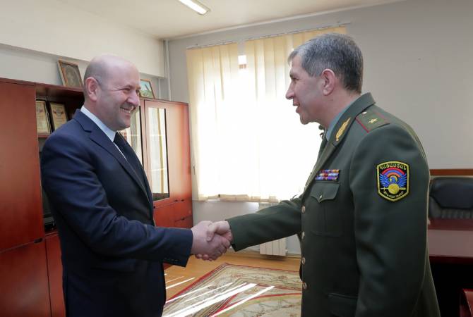 Le chef des troupes de protection contre les menaces NRBC russe se trouve en visite de travail 
en Arménie