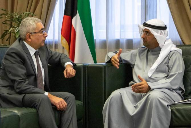 Rencontre de l'Ambassadeur Baghdassarian avec le ministre des Finances du Koweït
 
