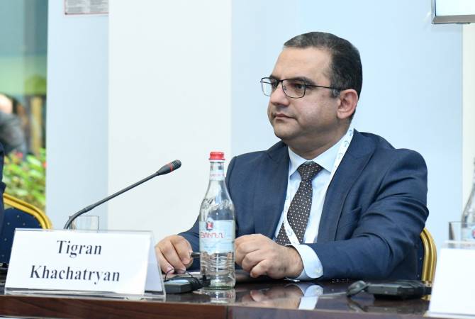 Обсуждены перспективы армяно-российского сотрудничества в промышленной сфере