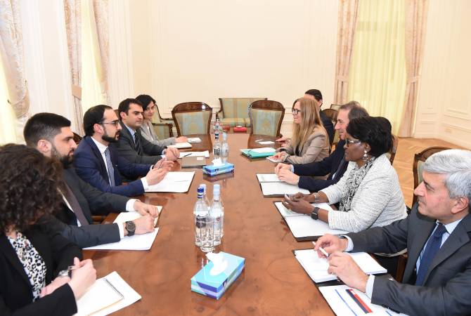 البنك الدولي مستعد لتنفيذ المشاريع مع أرمينيا-نائب رئيس وزراء أرمينيا تيكران أفنيان يستقبل وفد البنك 
الدولي لأوروبا وآسيا الوسطى-