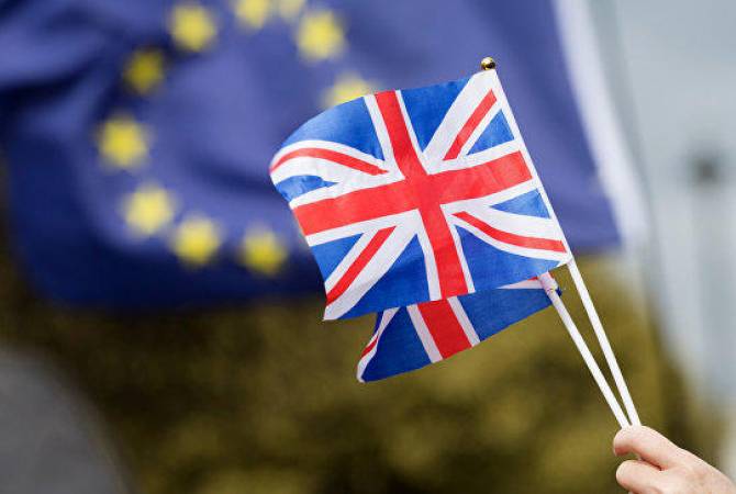 В Совете ЕС заявили, что вопрос о продлении сроков Brexit будет решаться на саммите