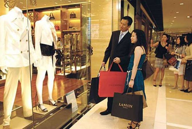 Треть общемировых расходов на предметы роскоши приходится на жителей Китая