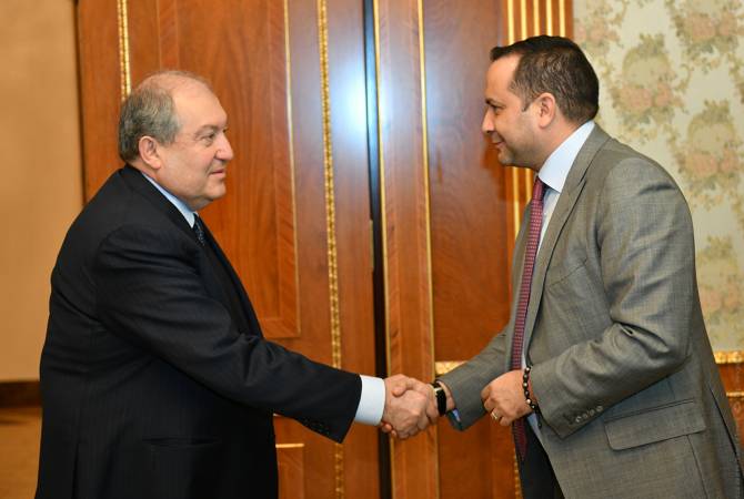 President Sarkissian receives founder of Global Citizen Forum