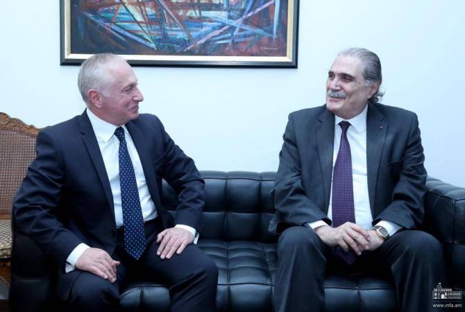 L'Ambassadeur d'Arménie au Liban a discuté des perspectives de développement de la 
coopération bilatérale avec le Ministre d'Etat aux affaires présidentielles   libanais


