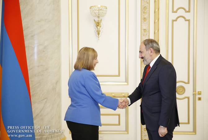 Newly appointed U.S. Ambassador reaffirms U.S. support to Armenia in a meeting with 
Pashinyan