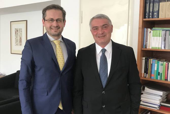 Rencontre entre l'ambassadeur d'Arménie et le Vice-Ministre des Affaires étrangères de la 
République tchèque 