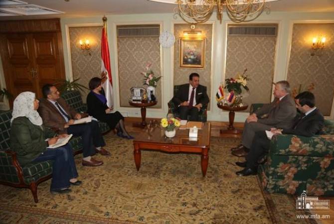 Armenian Ambassador meets with Egypt’s Minister of Higher Education