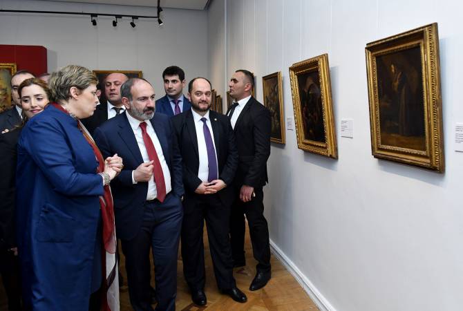رئيس الوزراء نيكول باشينيان يحضر معرض في المتحف الوطني لأرمينيا بمبادرة من السفارة الإيطالية 