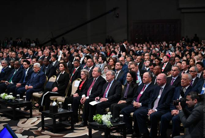 Le président Armen Sarkissian participe au Forum économique mondial en Jordanie 

