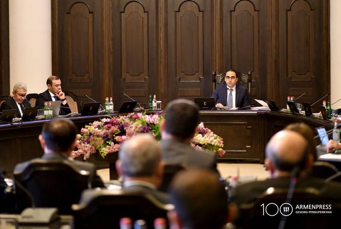 Правительство предпринимает шаги по повышению эффективности процесса обеспечения 
ВС Армении