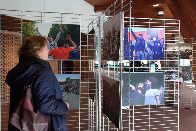 “The Velvet Revolution of Armenia” exhibition opened at CoE: Photos of ARMENPRESS also 
displayed
