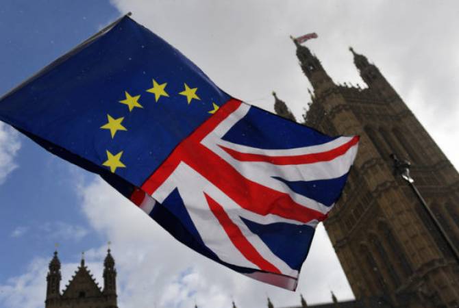  Guardian: Великобритания отказалась от плана действий при Brexit без сделки 