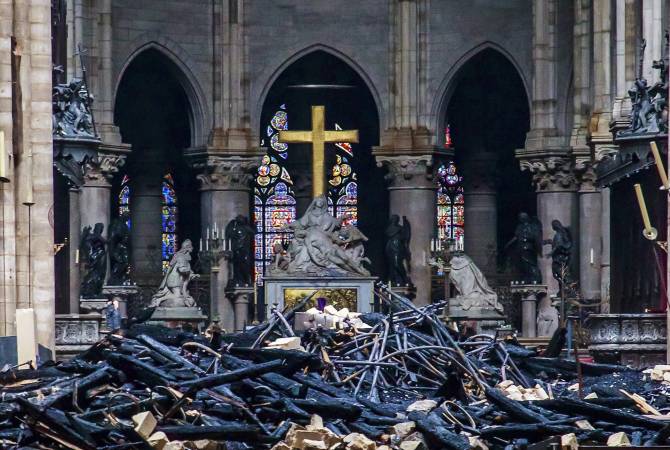 Notre Dame cathedral staff searched for fire 23 minutes after first alarm signal