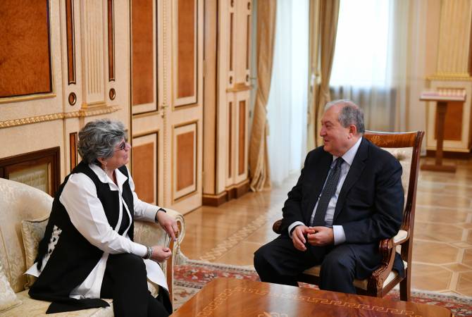 President Sarkissian meets with director of A.I. Alikhanyan National Science 
Laboratory Foundation
